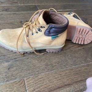Eastland size 7 work boot
